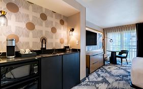 Silver Cloud Hotel - Seattle Broadway